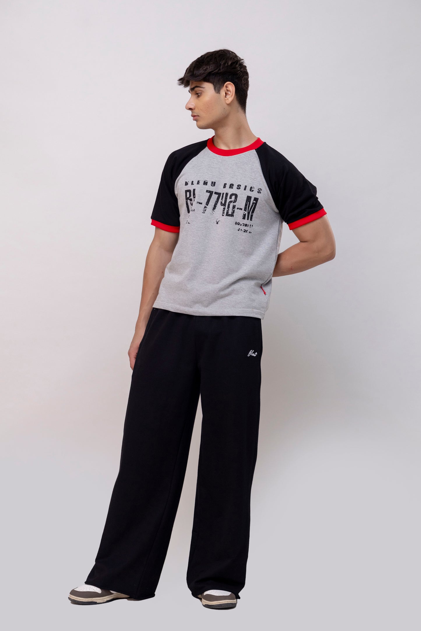 co-rd set (tee + sweatpants)
