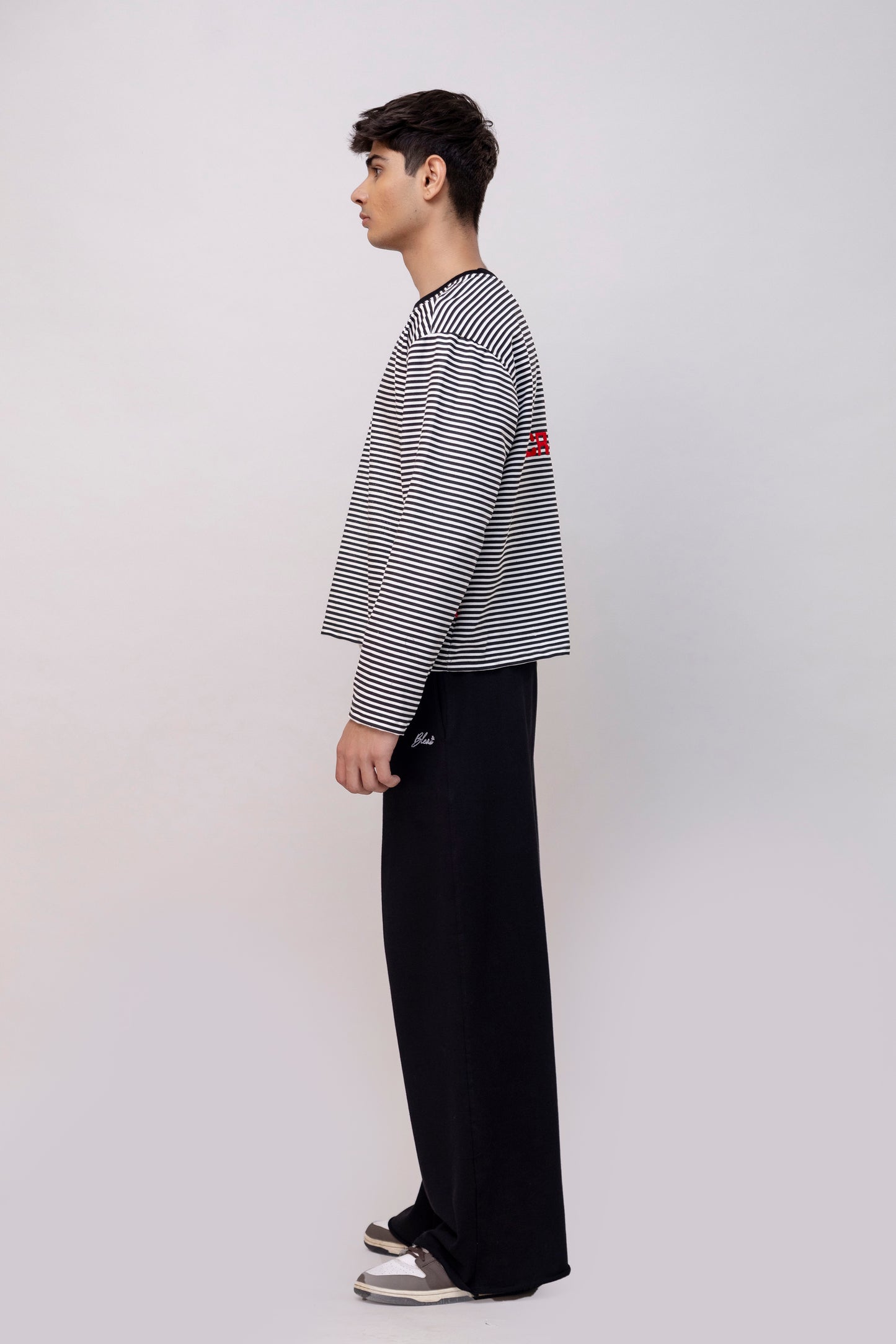 co-rd set (tee + sweatpants )