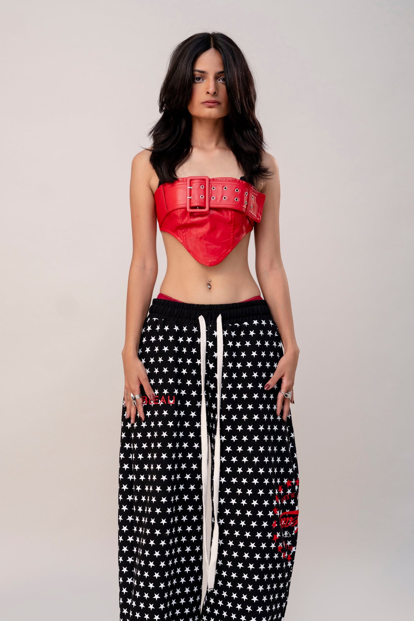 BLACK STAR SWEATPANT