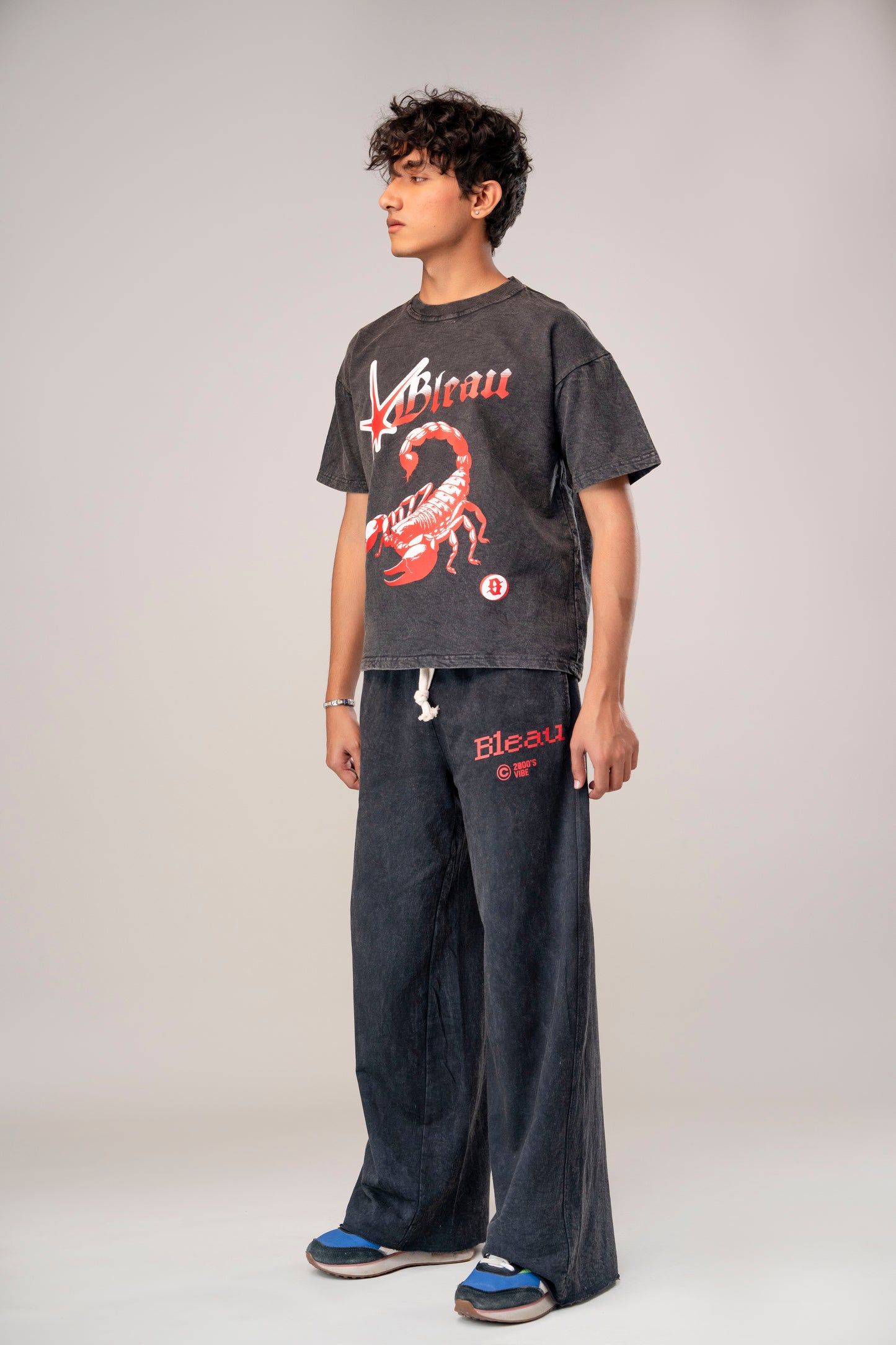 co-rd set (tee + sweatpants )