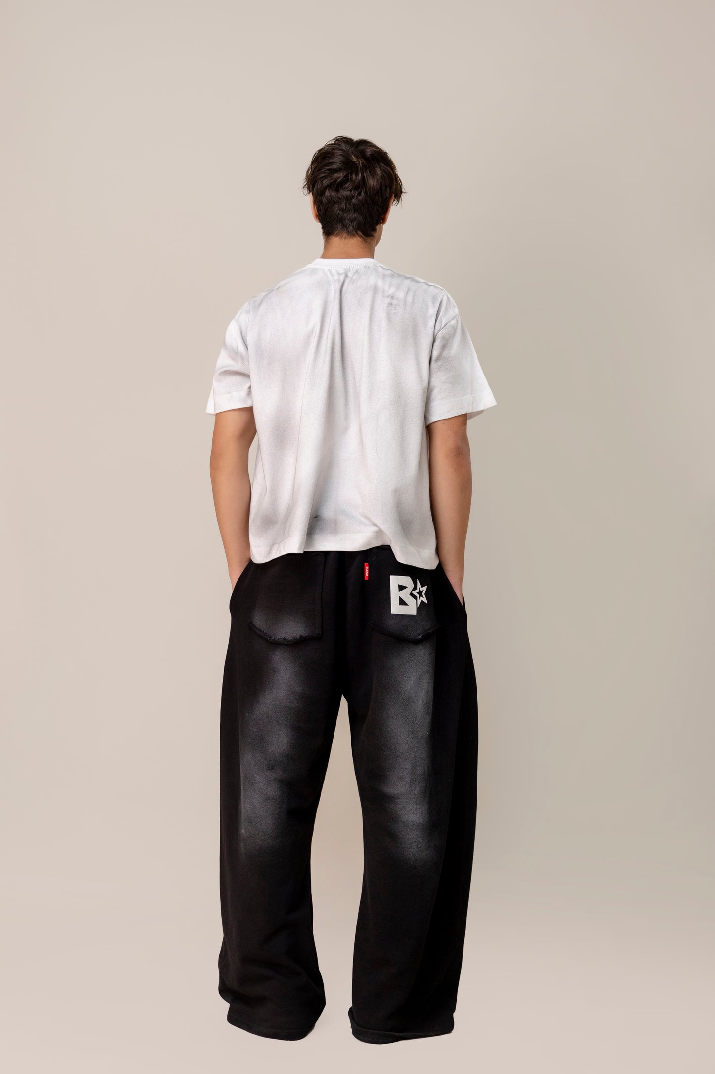 co-rd set (Dirt Effect T-shirt & Black Spray Sweatpants)