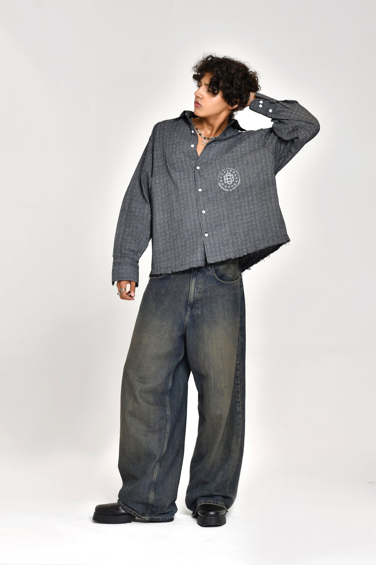 Black Threadline Shirt
