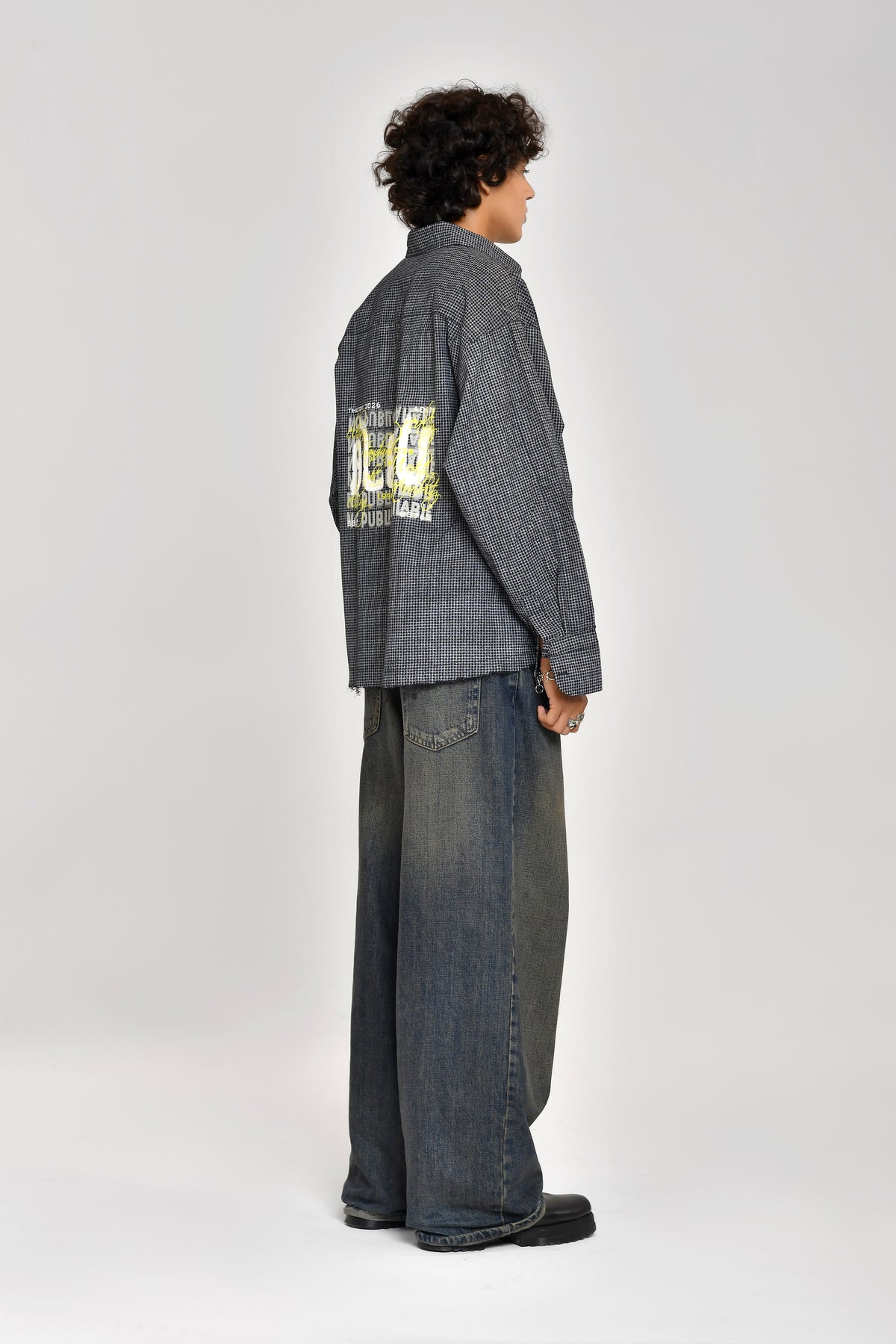 Black Threadline Shirt